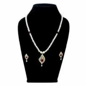 Nice Pearl NeckLace